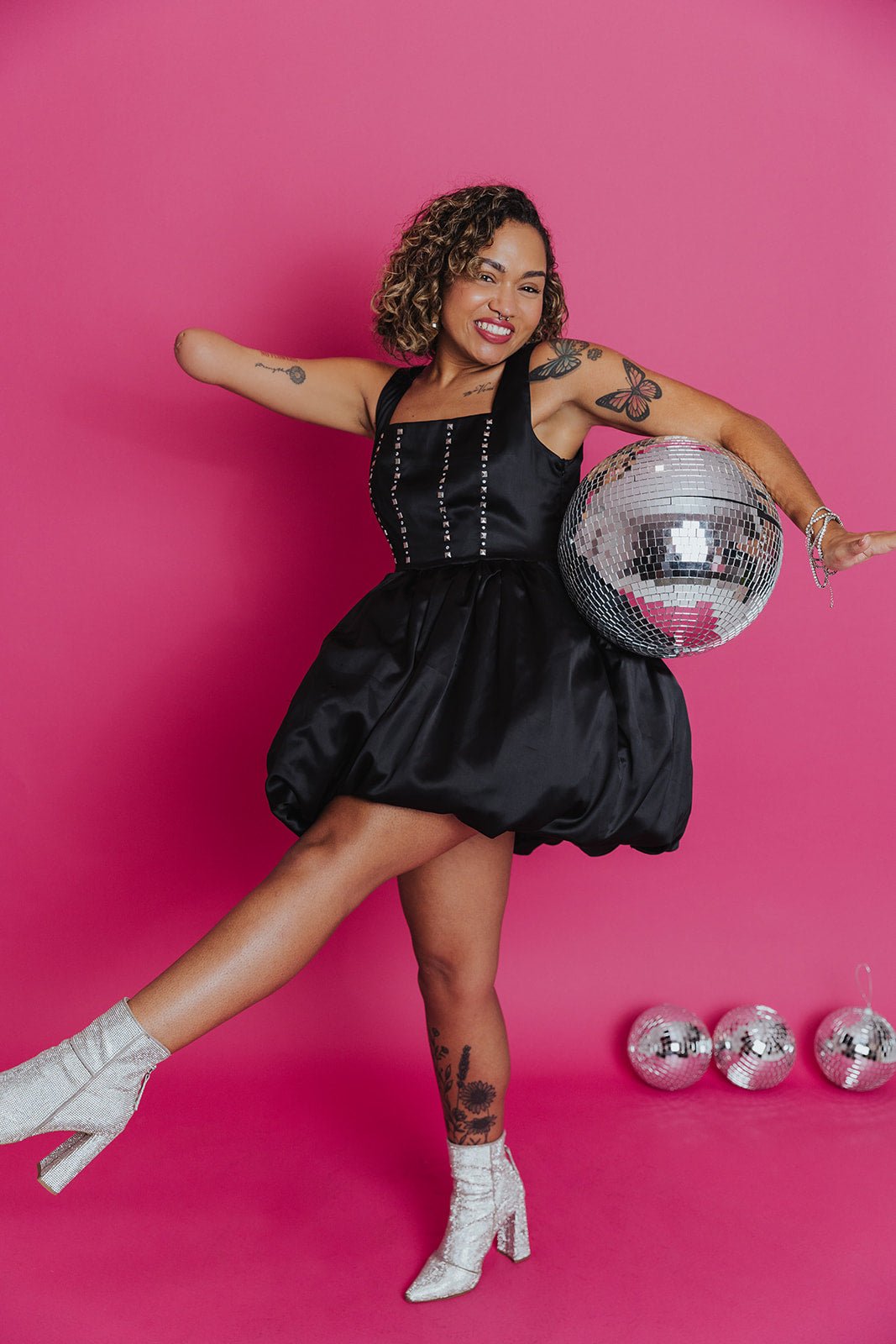 'She’s a Muse' Mini Bubble Bow Dress - Lady Fines